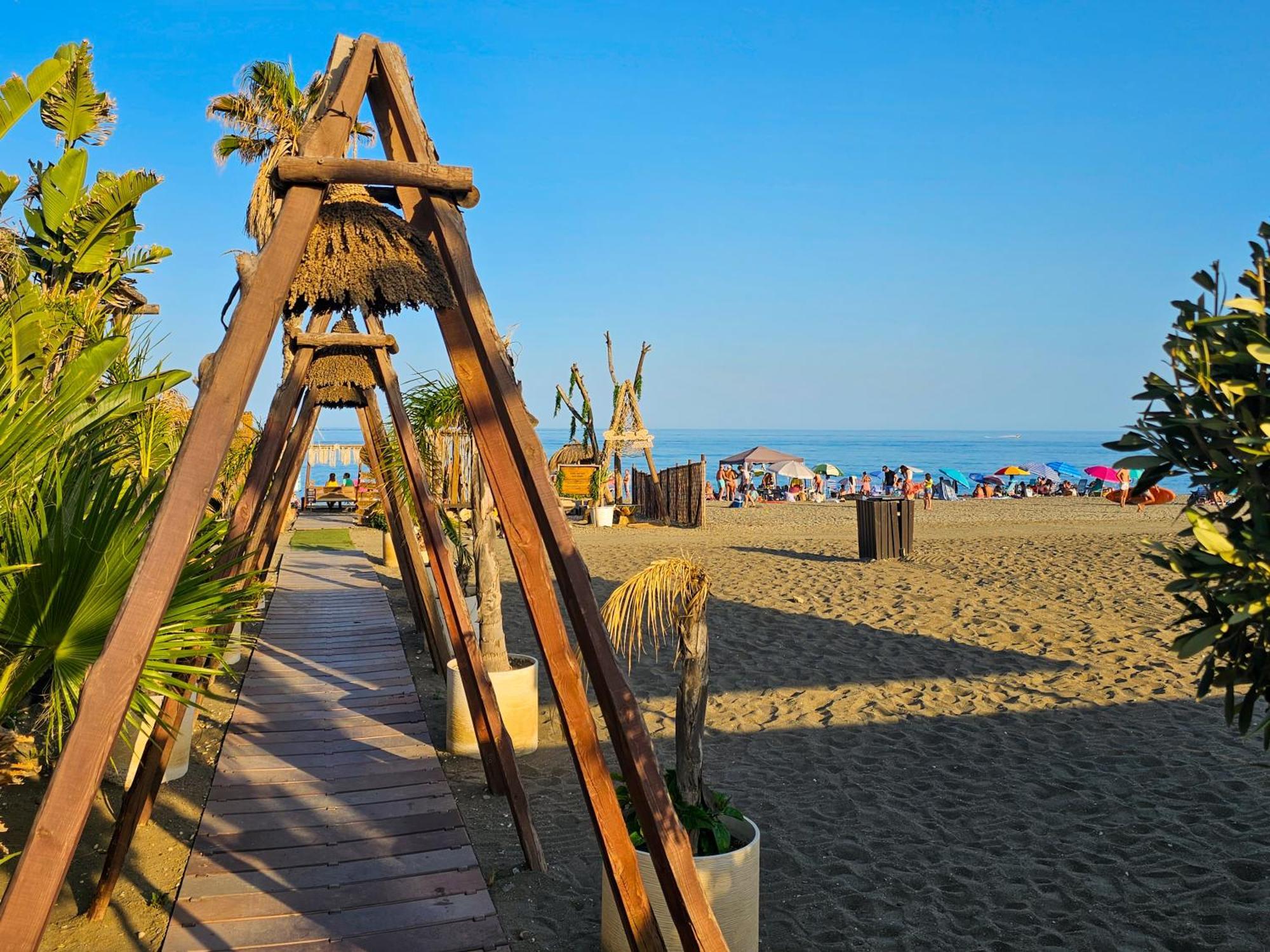 Yeti Atico Beach - Alojamientos La Torre Torre Del Mar Eksteriør bilde